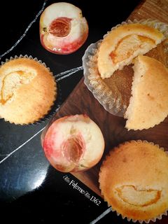 عکسی از دستور کاپ کیک هلو