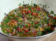 Una foto de salsa para carne