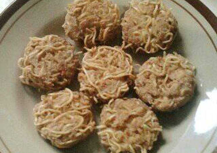 Perkedel Tahu-Mie Pedas