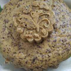 A picture of Bolu pisang kukus.