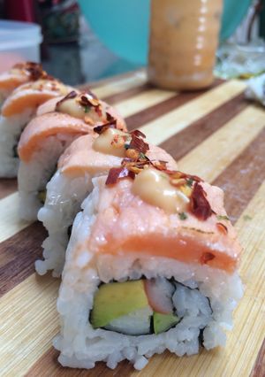 Foto resep Salmon sushi roll