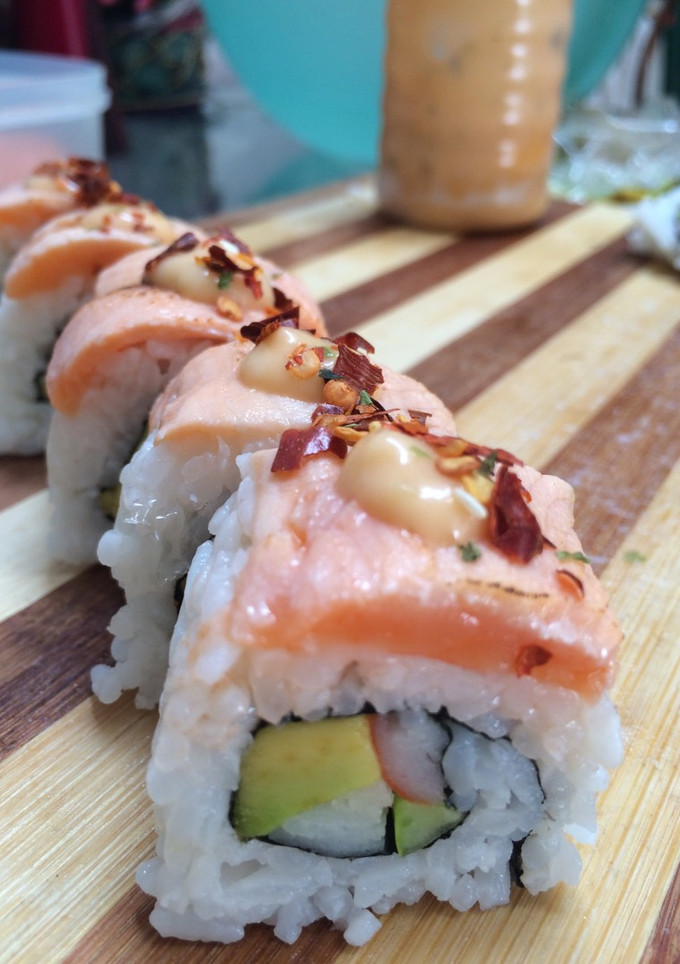 Foto resep Salmon sushi roll