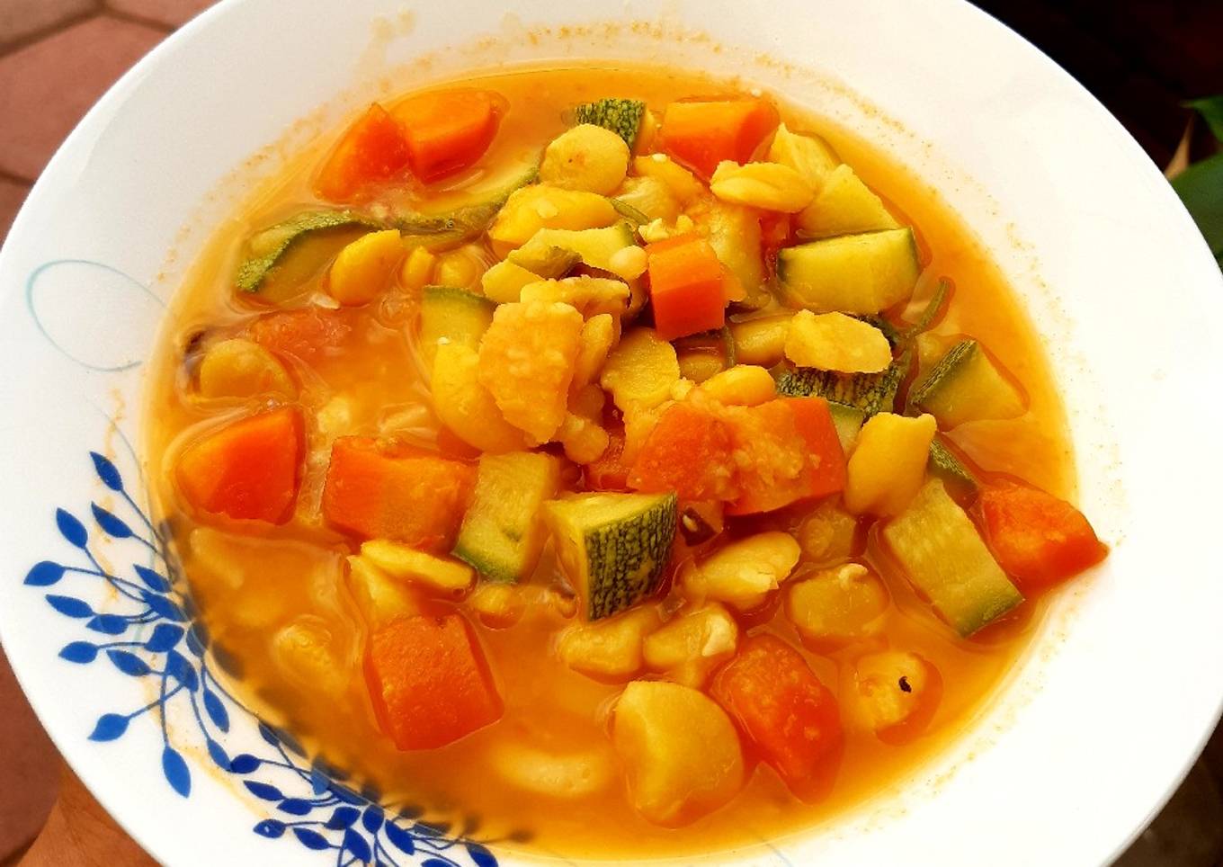 Habas con verduras