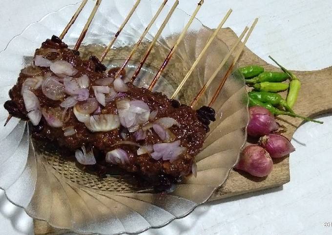 Ternyata begini lho! Cara gampang bikin Sate Usus Teflon yang lezat