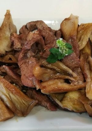 Foto principal de Revuelto de carne y verdura