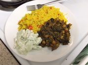 A picture of chickpea and spinach massala