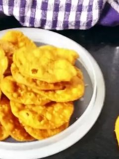 टी टाइम पापड़ी(tea time papdi recipe in hindi) रेसिपी मुख्य फोटो