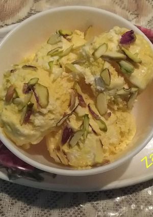 A picture of Mango icecream.