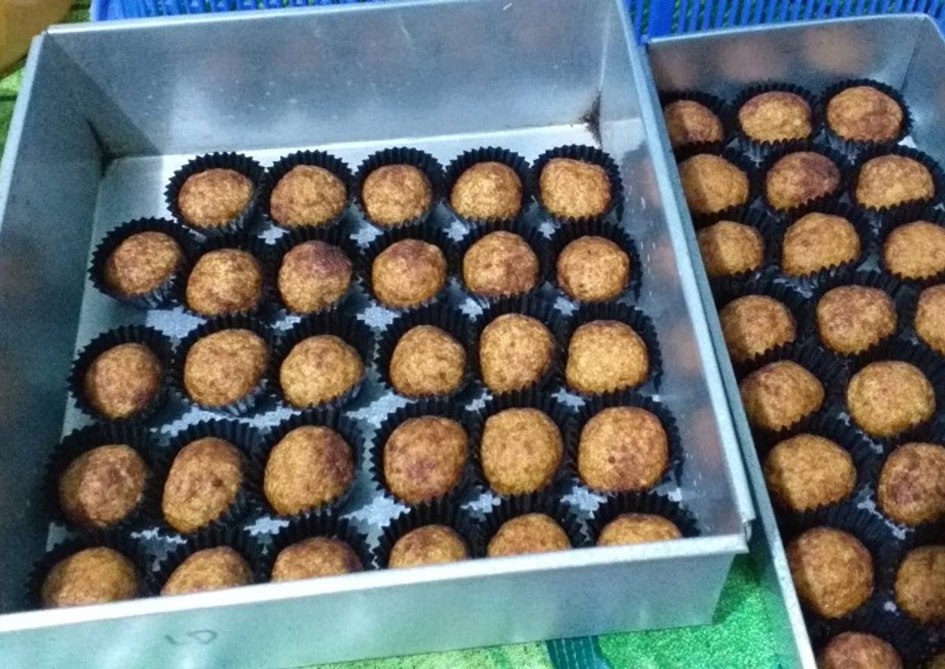 Palm sugar cheese ball