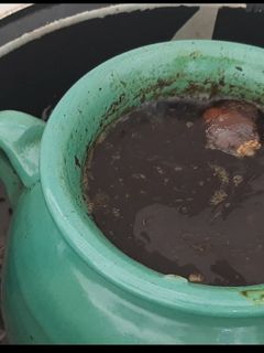 عکسی از دستور قورمه سبزی دردیگ سفالی