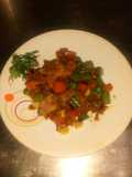 Wok de atún con salsa de soja