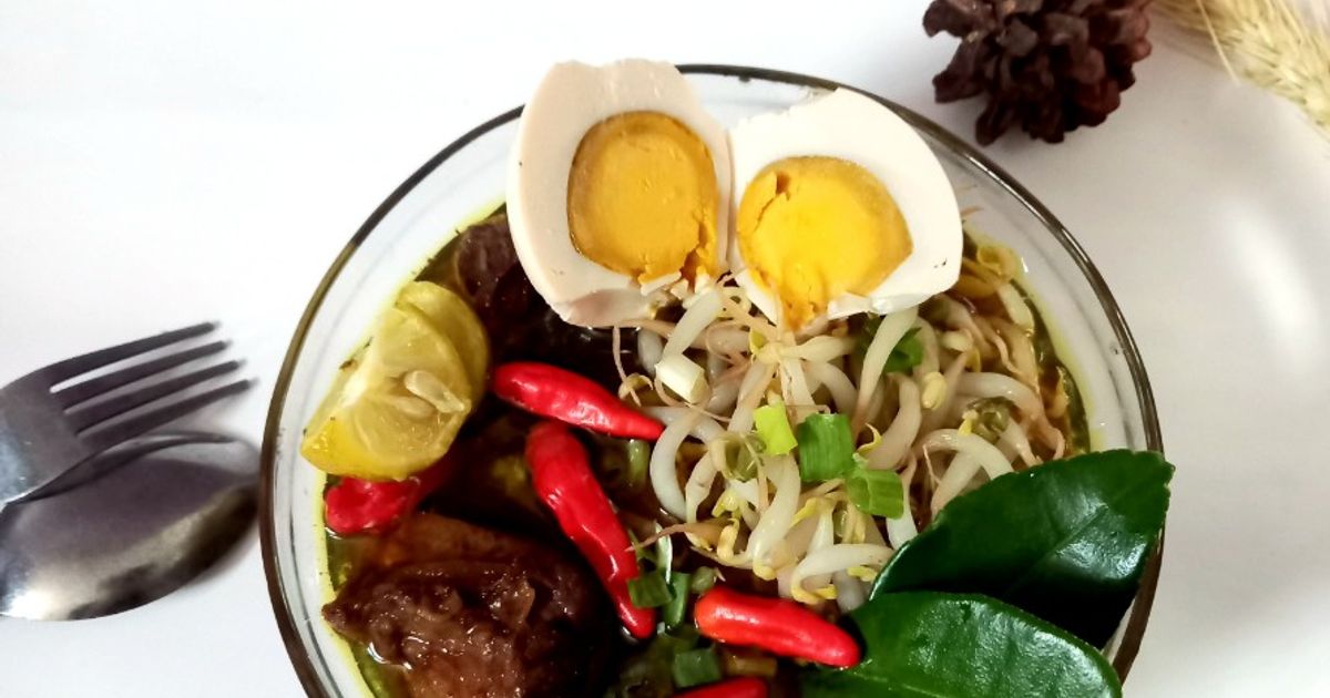 Rawon Iga Sapi (pakai Tauge / Kecambah kacang hijau)