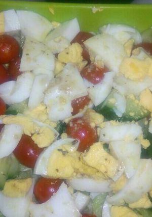 A picture of My green salad.