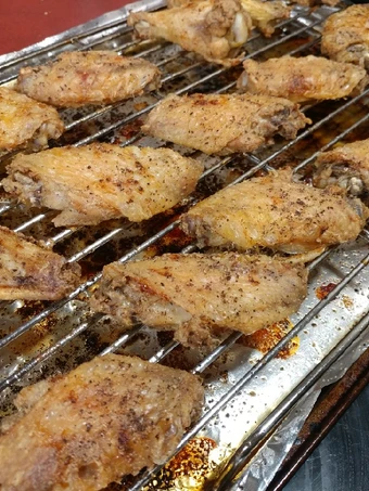 Simple Way Make Recipe Oven Baked CRISPY Wings that is Delicious, Can Spoil the Tongue}