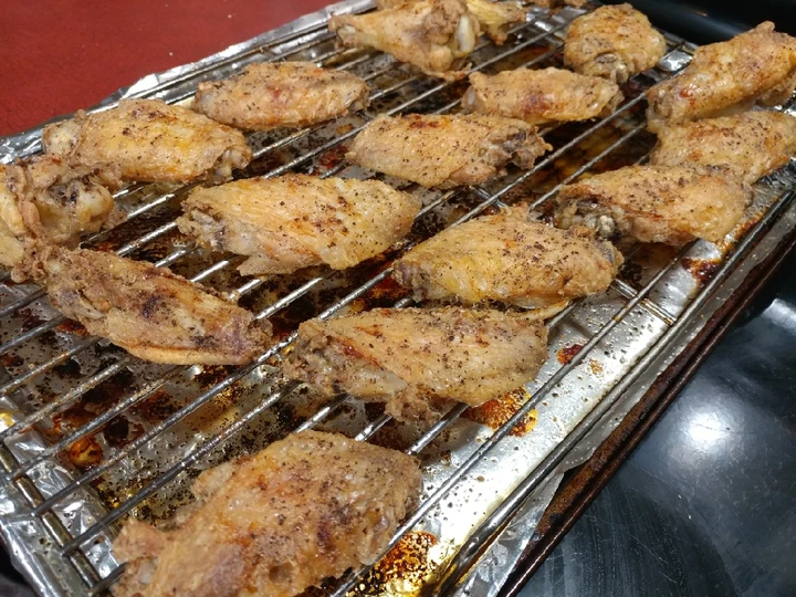 Simple Way Make Recipe Oven Baked CRISPY Wings that is Delicious, Can Spoil the Tongue}