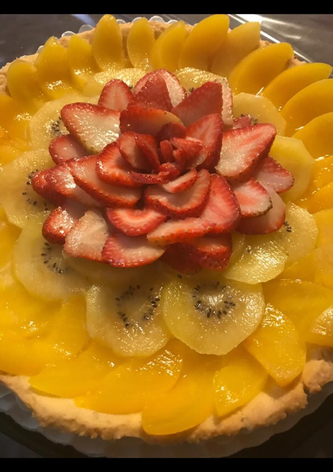 Una foto de Tarta de frutas 🍓🍑🥝