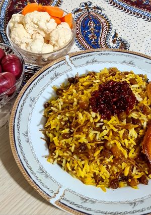 عکسی از دستور 🍀رشته پلو با کشمش و گردو🍀