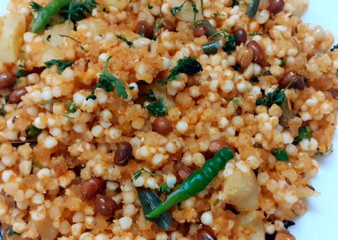 Steps to Make Gordon Ramsay Sabudana khichdi