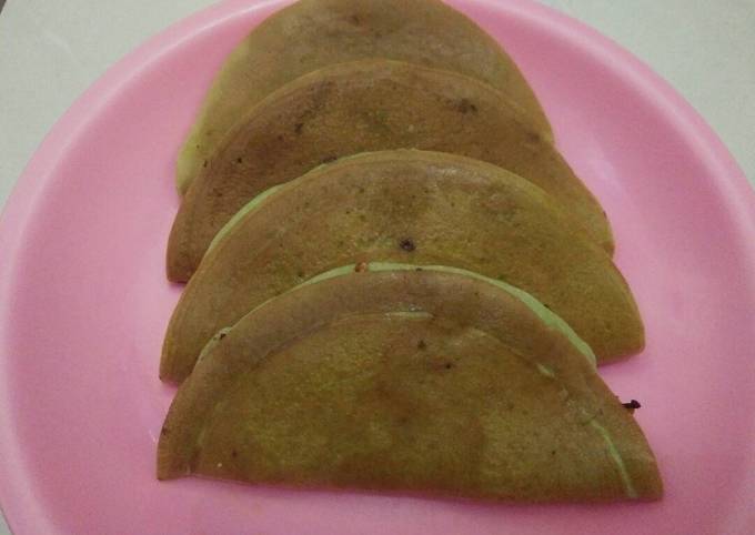 Resep Martabak manis teflon oleh Dian Ifa - Cookpad