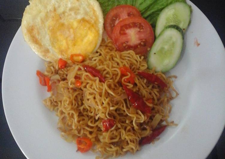 Langkah Mudah untuk Menyiapkan Mie Goreng Pedas Anti Gagal