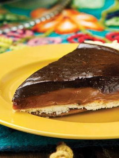 Una foto de Tarta de dulce de leche bombón!