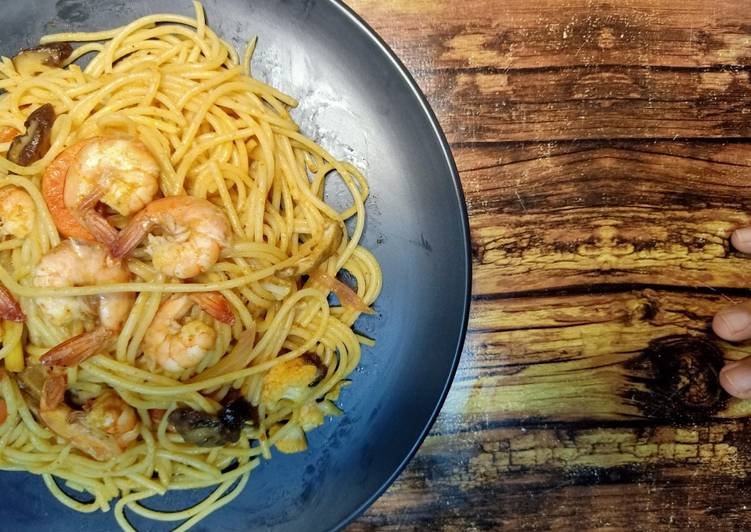 Cara Buat Spaghetti Tom Yam yang Sedap
