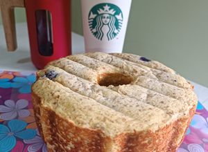 Una foto de Budín Keto Fácil en savarin Essen saludable sin harina refinada sin gluten