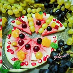 A picture of Watermelon Fruit Pizza.