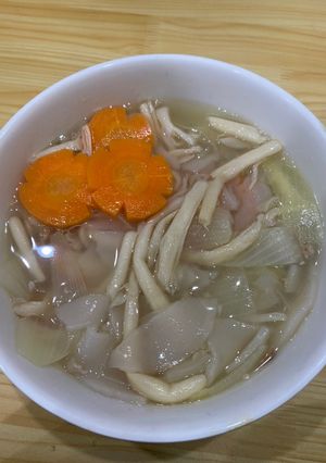 Hình của món Bánh canh phồng tôm rau củ.