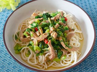 雪菜肉絲麵