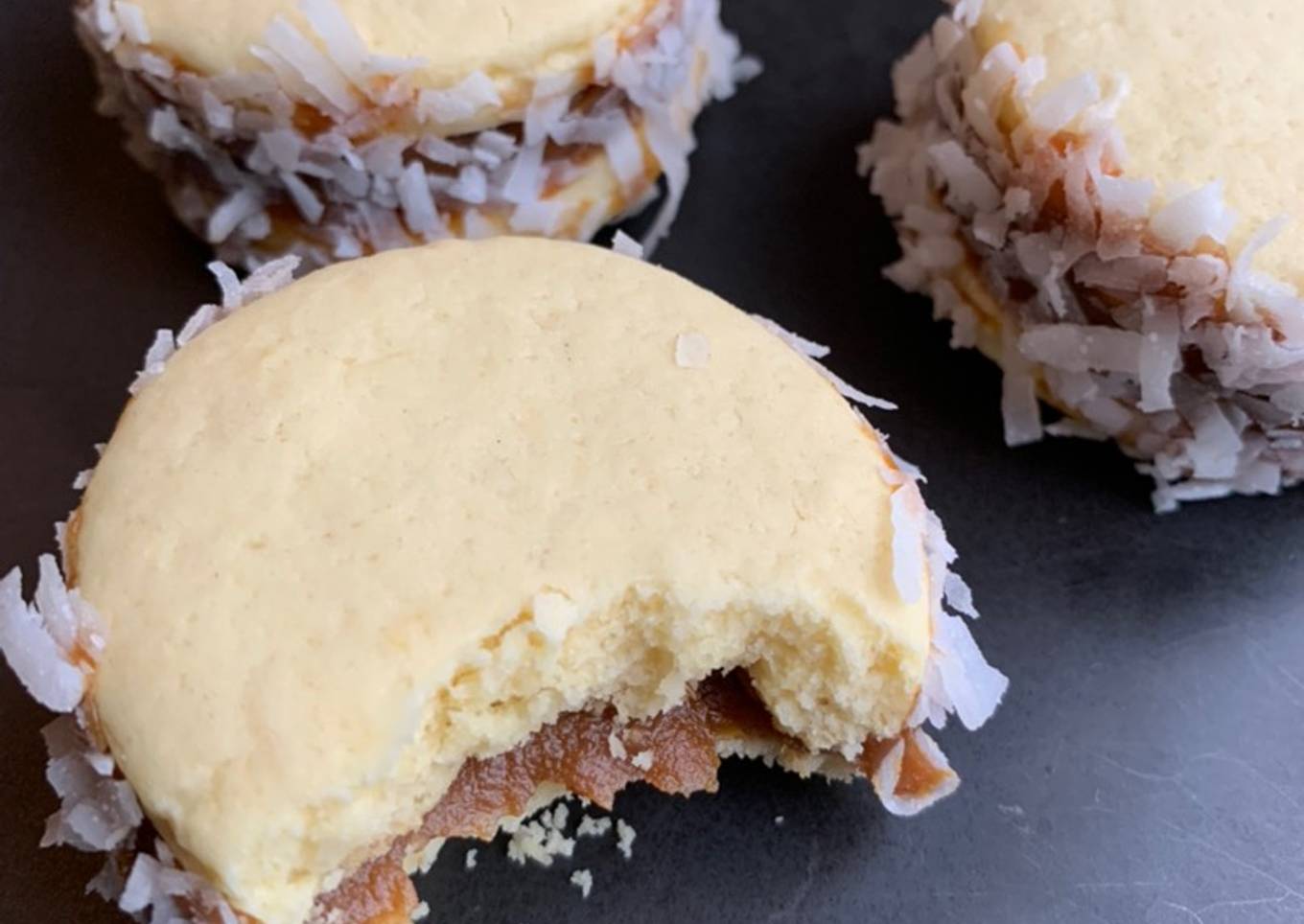 Alfajores with Dulce de Leche (Caramel Filled Cornstarch Cookies)