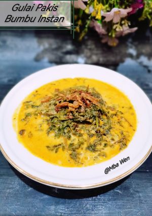 Foto resep Gulai Pakis Bumbu Instan