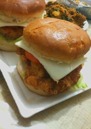 A picture of Air-fried chicken zinger burger.