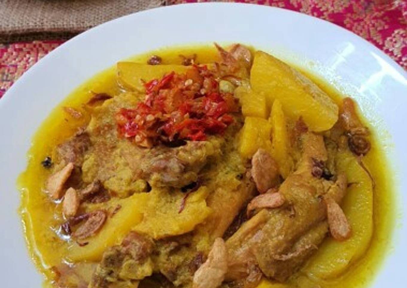 Opor Ayam Nanas Khas Palembang