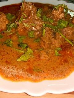 நாட்டுக்கோழி குழம்பு (Naattukozhi kulambu recipe in tamil) செய்முறை முக்கிய புகைப்படம்