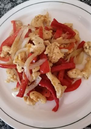 Una foto de Pechugas con Pimiento