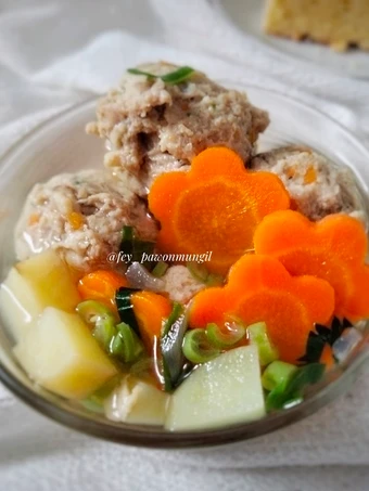 Cara Mudah Membikin Resep Sup Bakso Ayam Homemade MPASI (11m+) yang  Bikin Ketagihan Anti Ribet, Mantap Sekali