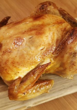 Egészben sült omlós csirke recept fotója