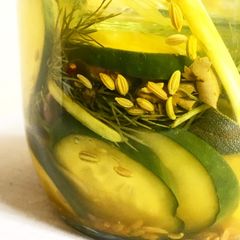 A picture of Pickled cucumbers 🥒.