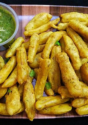 A picture of Potato Finger fritters.