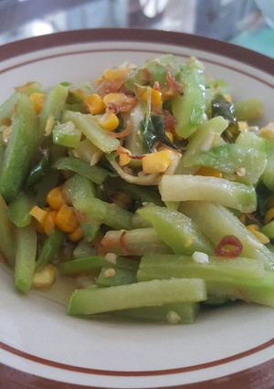 Foto resep Oseng labu siam+jagung manis