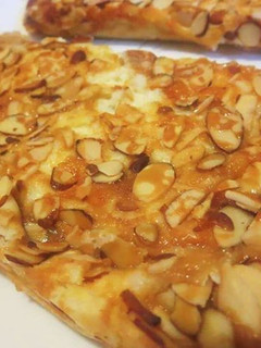 蜂蜜杏仁芝士餅 的食譜成品照片