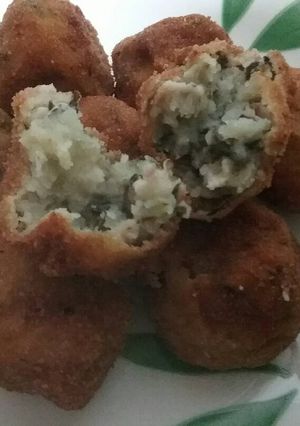 Foto principal de Bolas de patatas y acelgas
