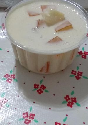 Una foto de Gelatina cremosa de piña