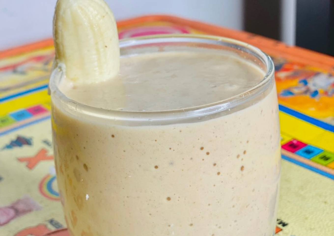 Banana milkshake