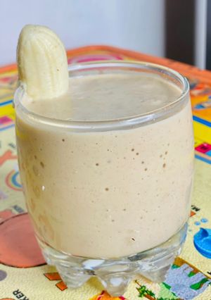 A picture of Banana milkshake.