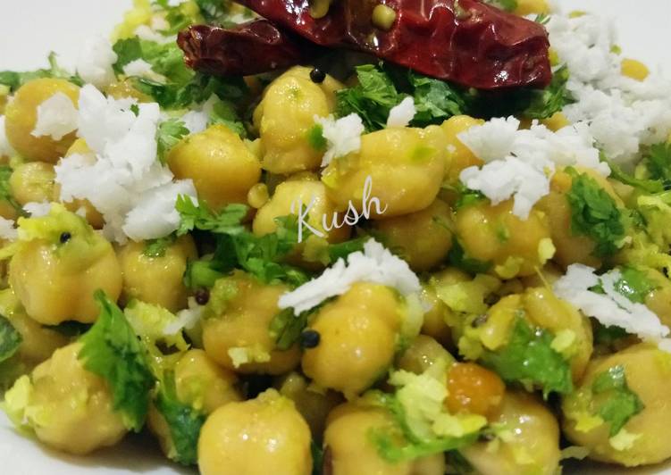 Steps to Prepare Super Quick Homemade Kabuli Channa Usal / Sundal