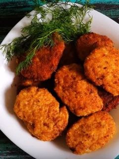 Фото Куриные котлеты с сыром.