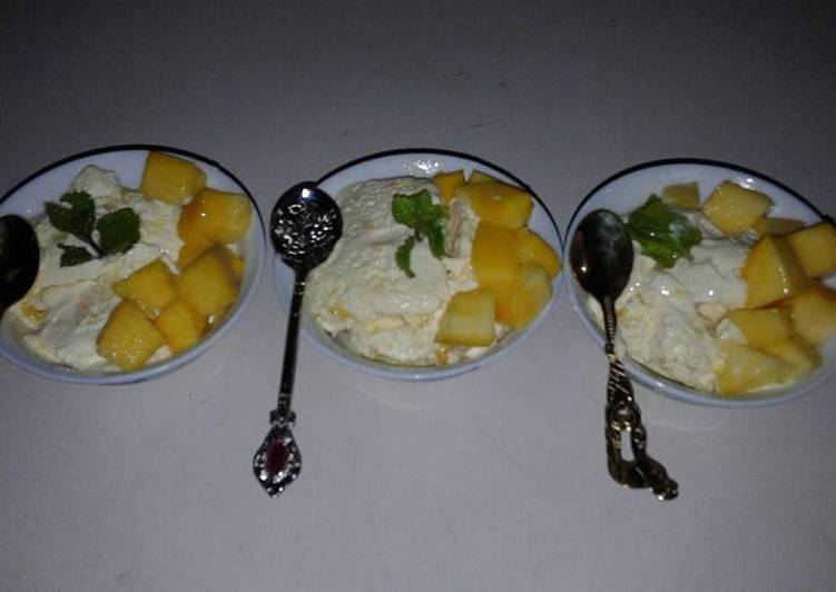 Mango ice cream