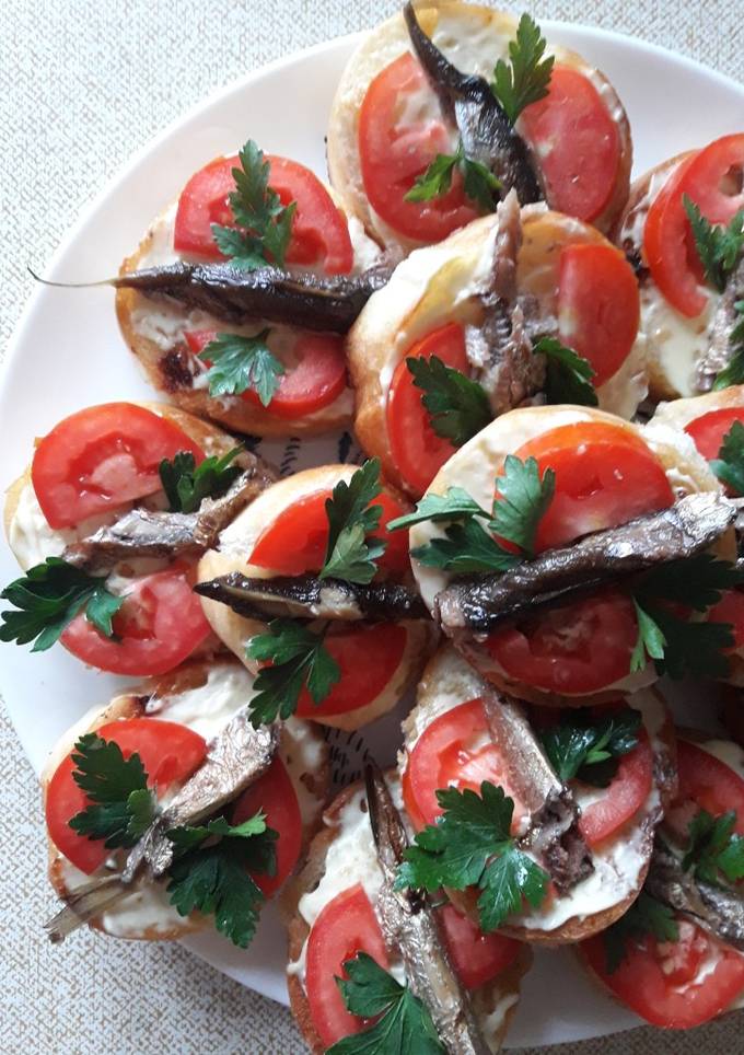 Гренки со шпротами
